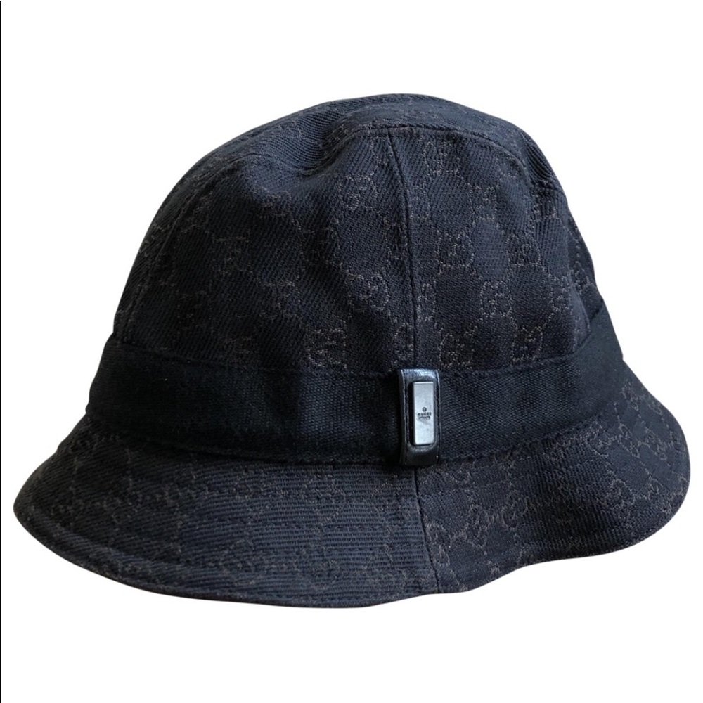 SOLD - Gucci bucket hat